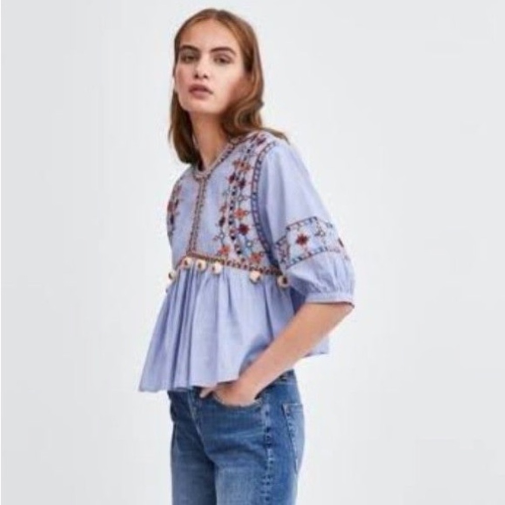 ZARA PUFF SLEEVE EMBROIDERED TOP NEVER WORN - Picture 4 of 10
